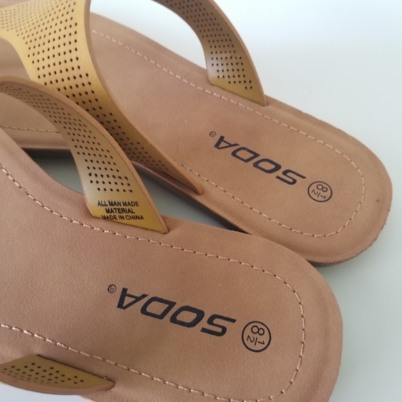 🚫SOLD🚫Soda▪︎Sandals - Picture 7 of 7